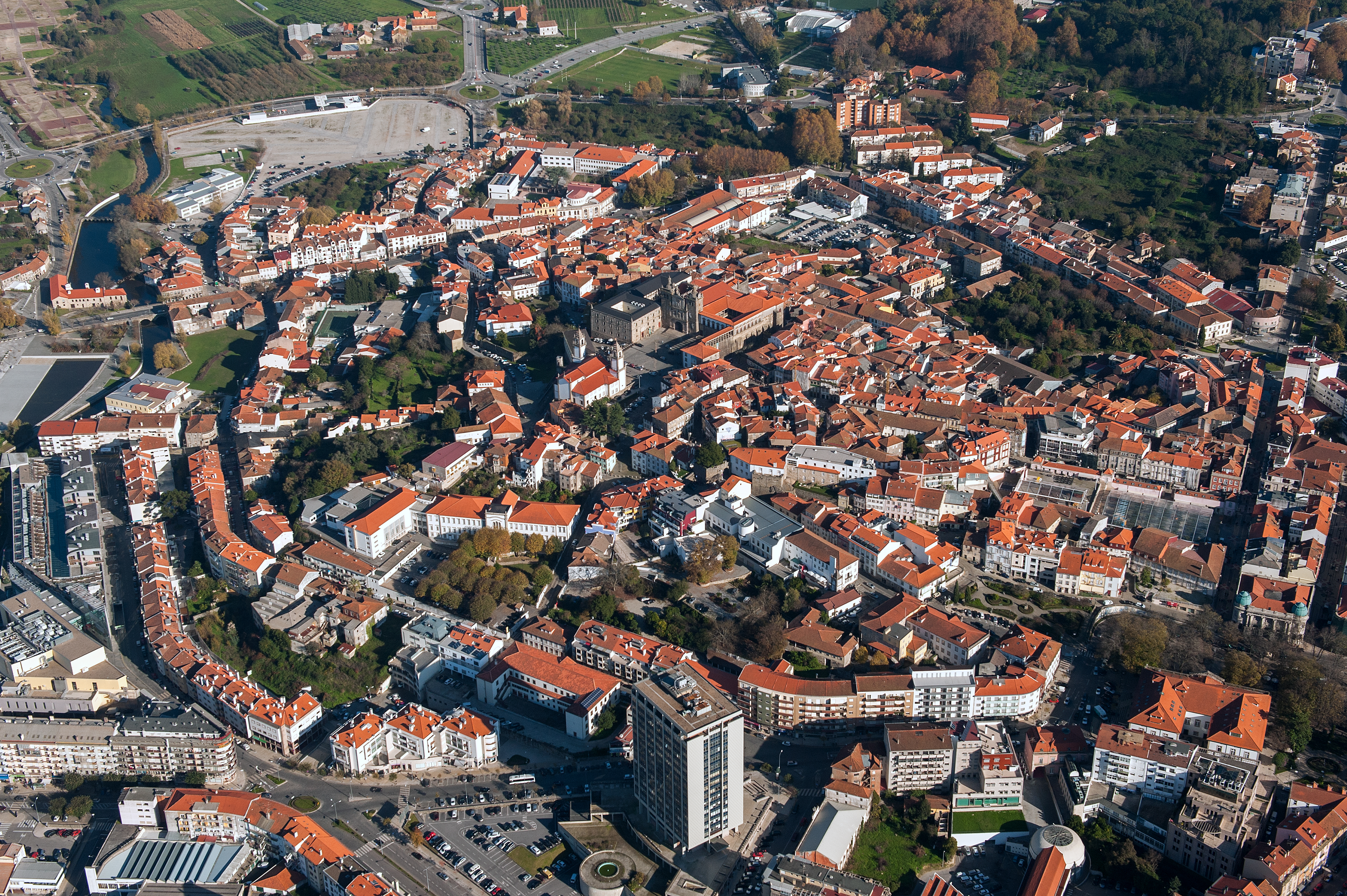 Investir Viseu